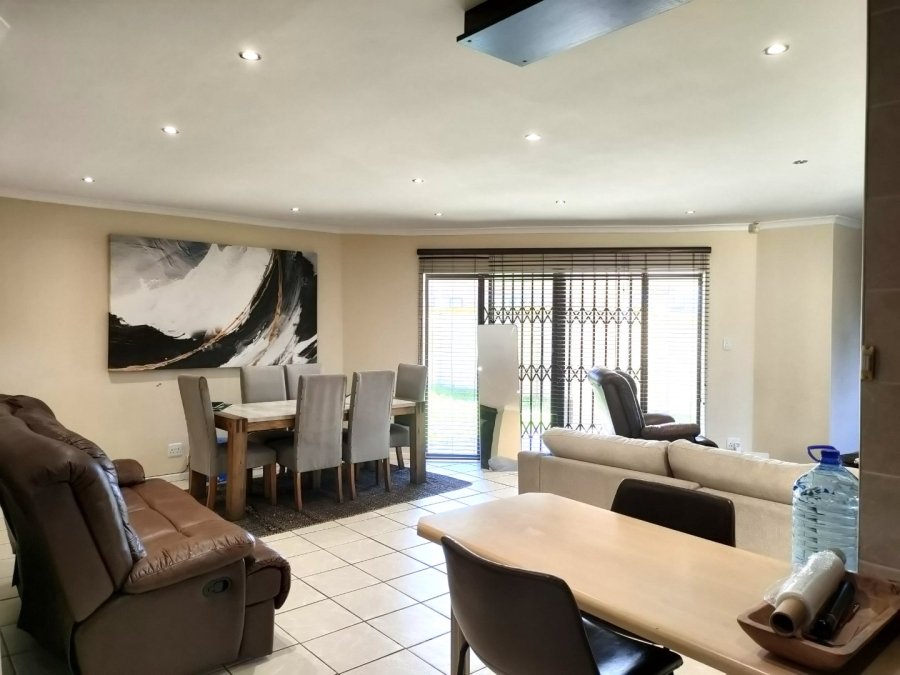  Bedroom Property for Sale in Bluewater Bay Eastern Cape